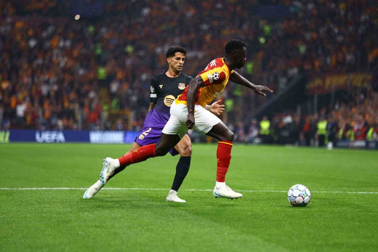 UEFA ŞAMPİYONLAR LİGİ 2. HAFTASINDA GALATASARAY, BARCELONA’YI KONUK EDİYOR. MÜCADELENİN İLK YARISI...