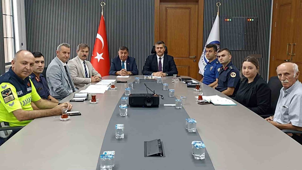 HAVZA’DA YENİ EĞİTİM YILI ÖNCESİ OKUL GÜVENLİĞİ İÇİN TEDBİRLER GÖRÜŞÜLDÜ