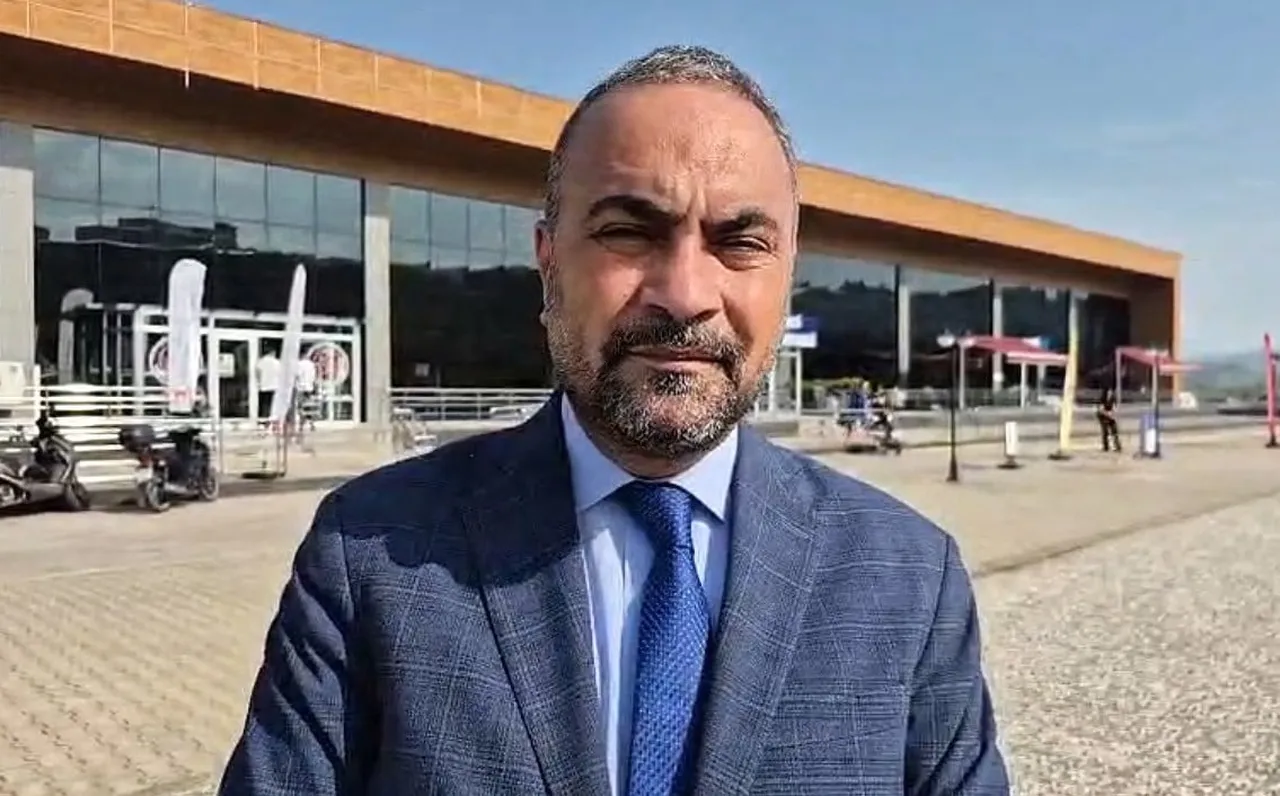 BARTIN ÜNİVERSİTESİ (BARÜ) REKTÖRÜ PROF. DR. AHMET AKKAYA, ÜNİVERSİTE EV SAHİPLİĞİNDE...
