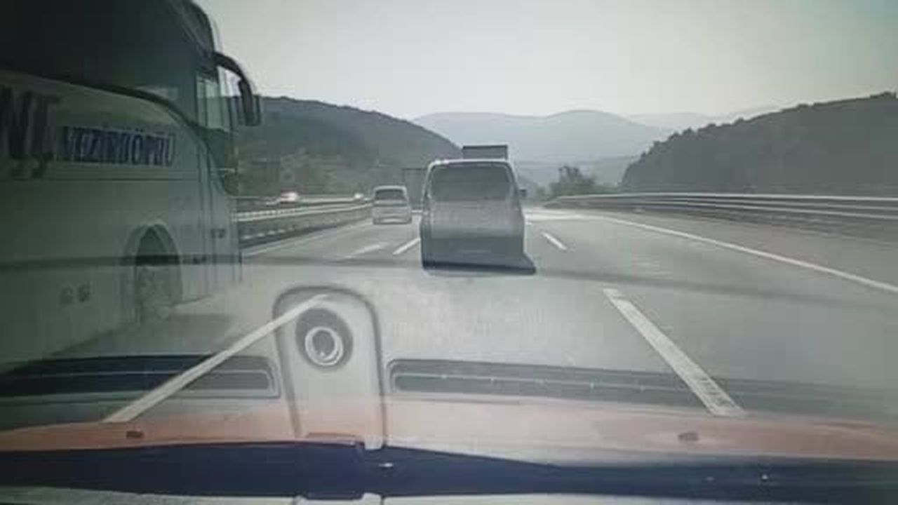 Yolcu otobüsünün önünde takla atan araçtan acı haber: Üniversite öğrencisi hayatını...