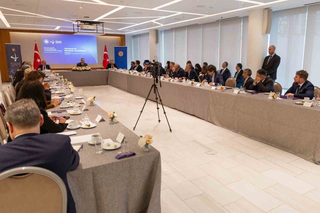 BAKAN FİDAN, ABD’Lİ DÜŞÜNCE KURULUŞLARINDAN TEMSİLCİLERİN VE AKADEMİSYENLERİN SORULARINI...