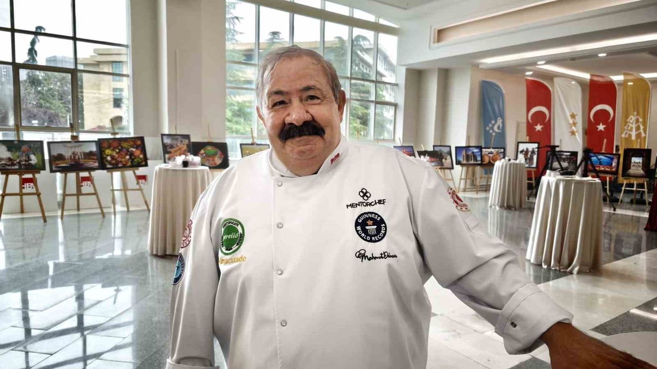 GAZİANTEPLİ BAKLAVA USTASI MAHMUT DOLMACI, TÜRK BAKLAVASINI ‘BAKLAVAKİ’ İSMİNDEN KURTARMAK İÇİN...