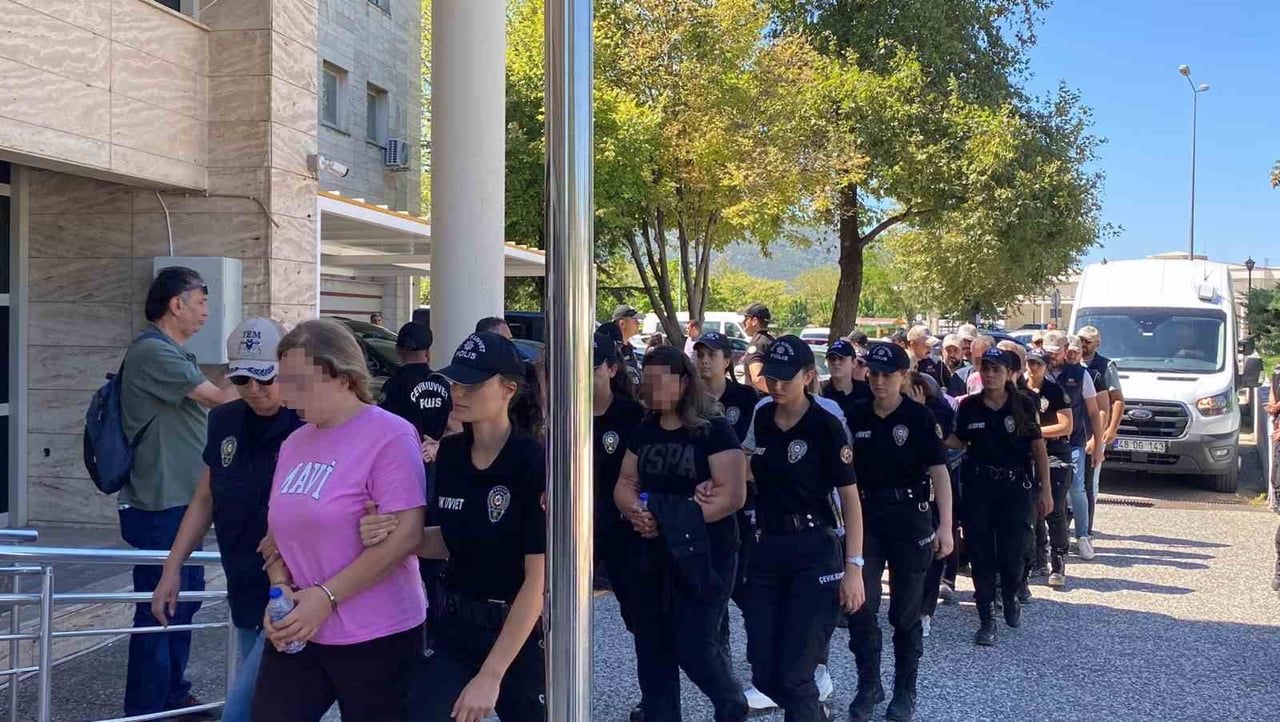 DARBECİ FETÖ’CÜ KARATEPE SORUŞTURMASI ŞÜPHELİLERİ ADLİ KONTROLLE SERBEST