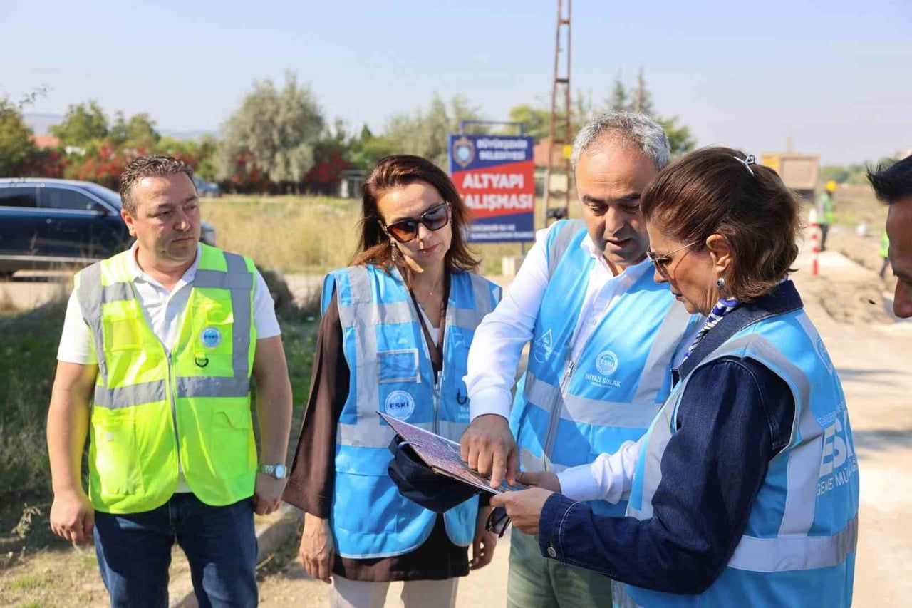 ESKİŞEHİR BÜYÜKŞEHİR BELEDİYE BAŞKANI AYŞE ÜNLÜCE, ESKİ GENEL MÜDÜRLÜĞÜ TARAFINDAN ODUNPAZARI VE...
