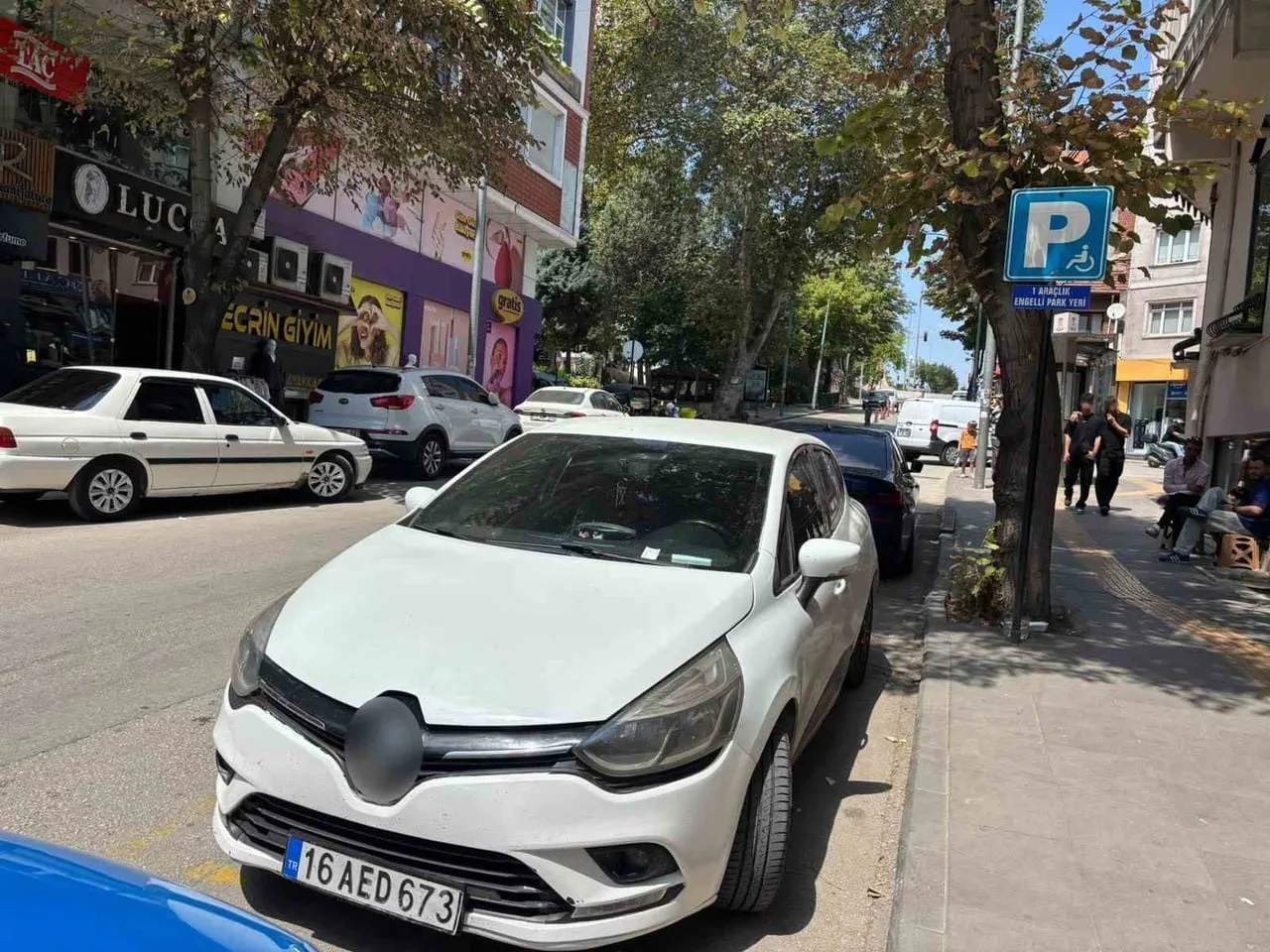 TERS YÖNDEN GELEN SÜRÜCÜSÜ UYARILARA KULAK ASMADI