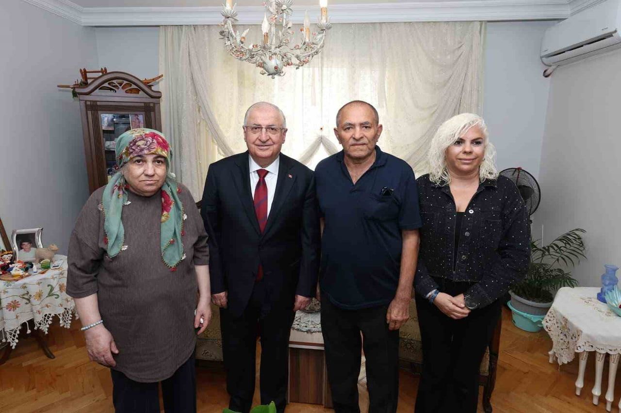 MİLLİ SAVUNMA BAKANI YAŞAR GÜLER, DİYARBAKIR’IN LİCE İLÇESİNDE ŞEHİT OLAN ALAATTİN BULUÇ’UN...