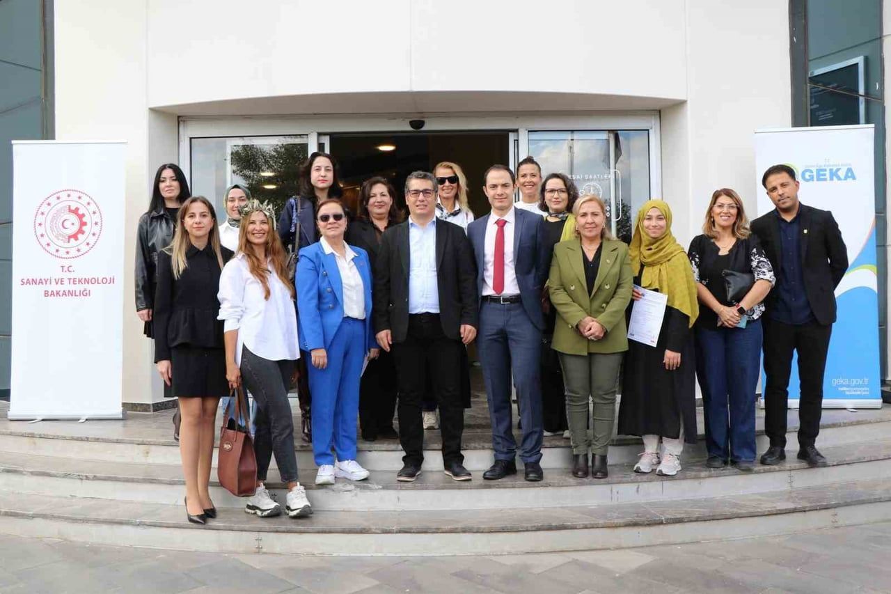 AYDIN’DA HAYATA GEÇİRİLEN “ZEYTİNYAĞINDA KADIN ELİ” PROJESİ KAPSAMINDA EĞİTİM VE SINAV SÜREÇLERİNİ...