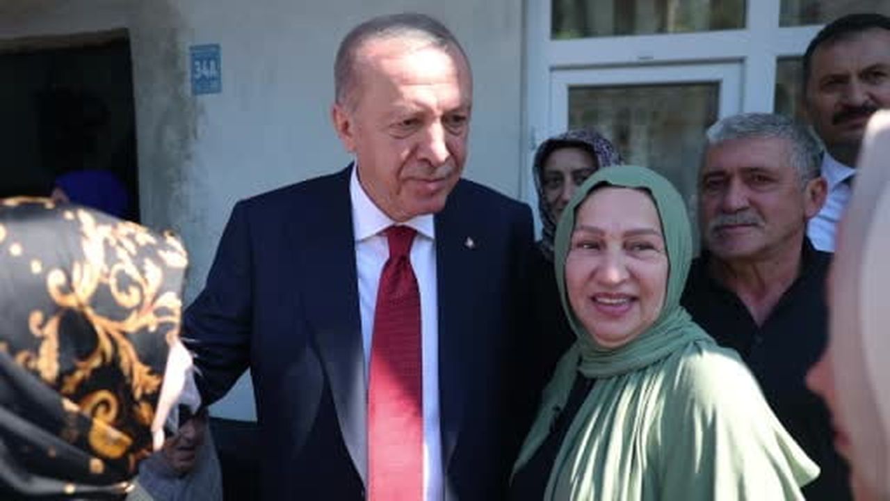 Cumhurbaşkanı Erdoğan, Rize'de hemşerileriyle buluştu