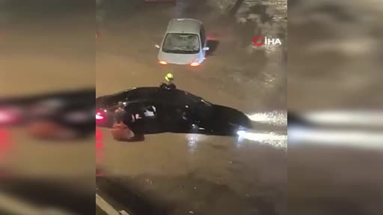 İspanya'nın kuzeydoğusunda meydana gelen selde 1 kişi hayatını kaybetti.