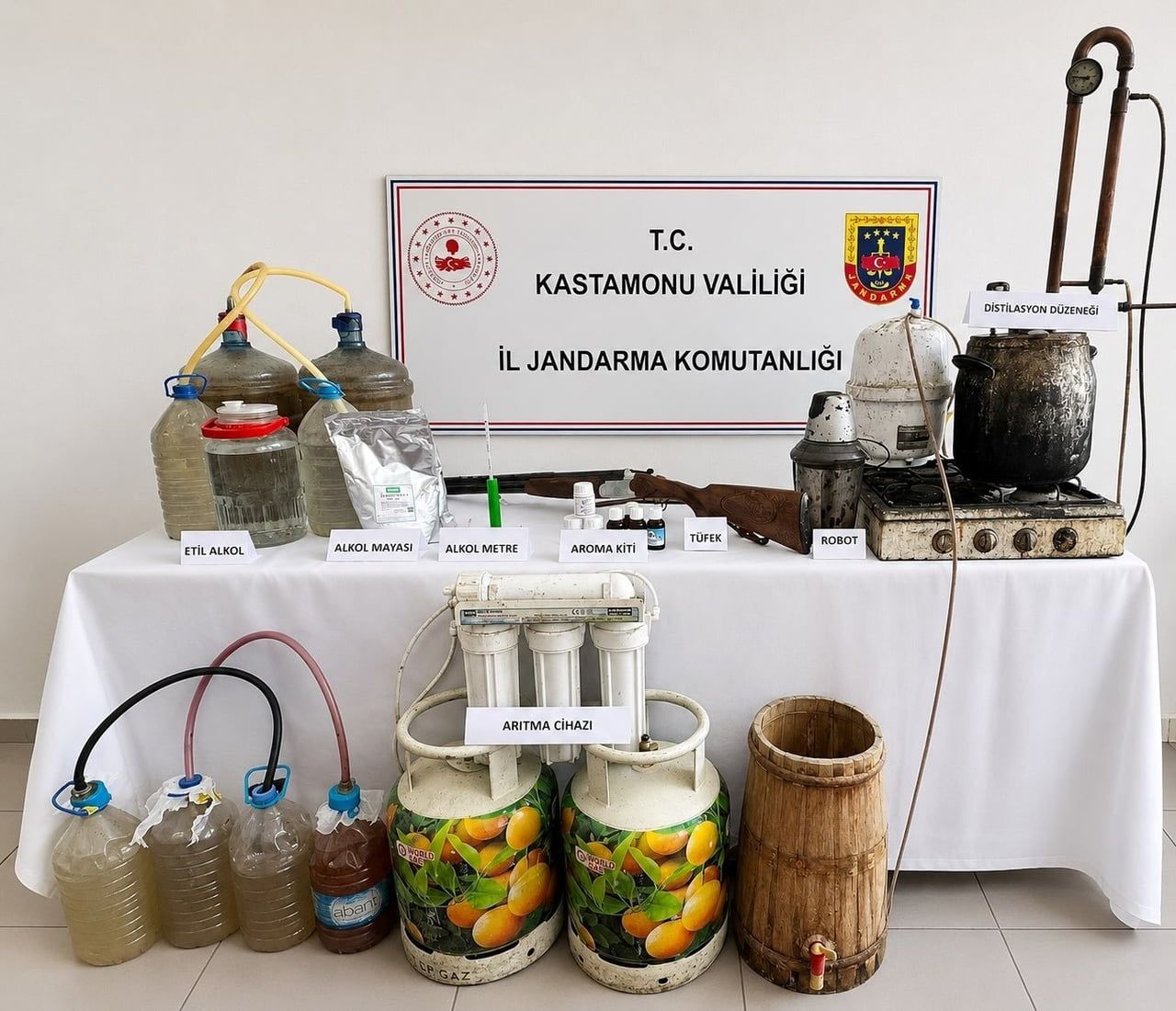 KASTAMONU İL JANDARMA KOMUTANLIĞI TARAFINDAN GERÇEKLEŞTİRİLEN OPERASYONLARDA ÇOK MİKTARDA SAHTE...