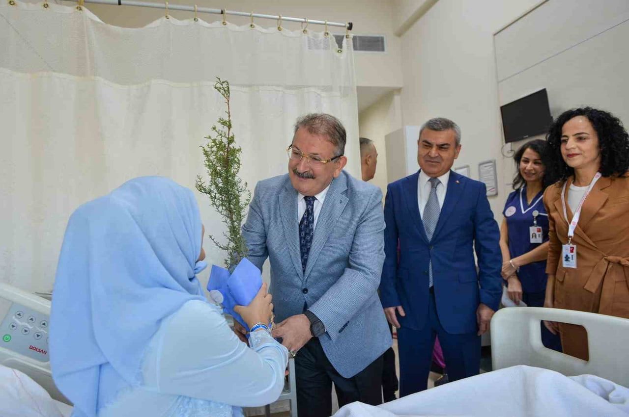 KEPEZ DEVLET HASTANESİ’NDE, NORMAL DOĞUM HAFTASI VE EMZİRME HAFTASI KAPSAMINDA, ANTALYA İL SAĞLIK...