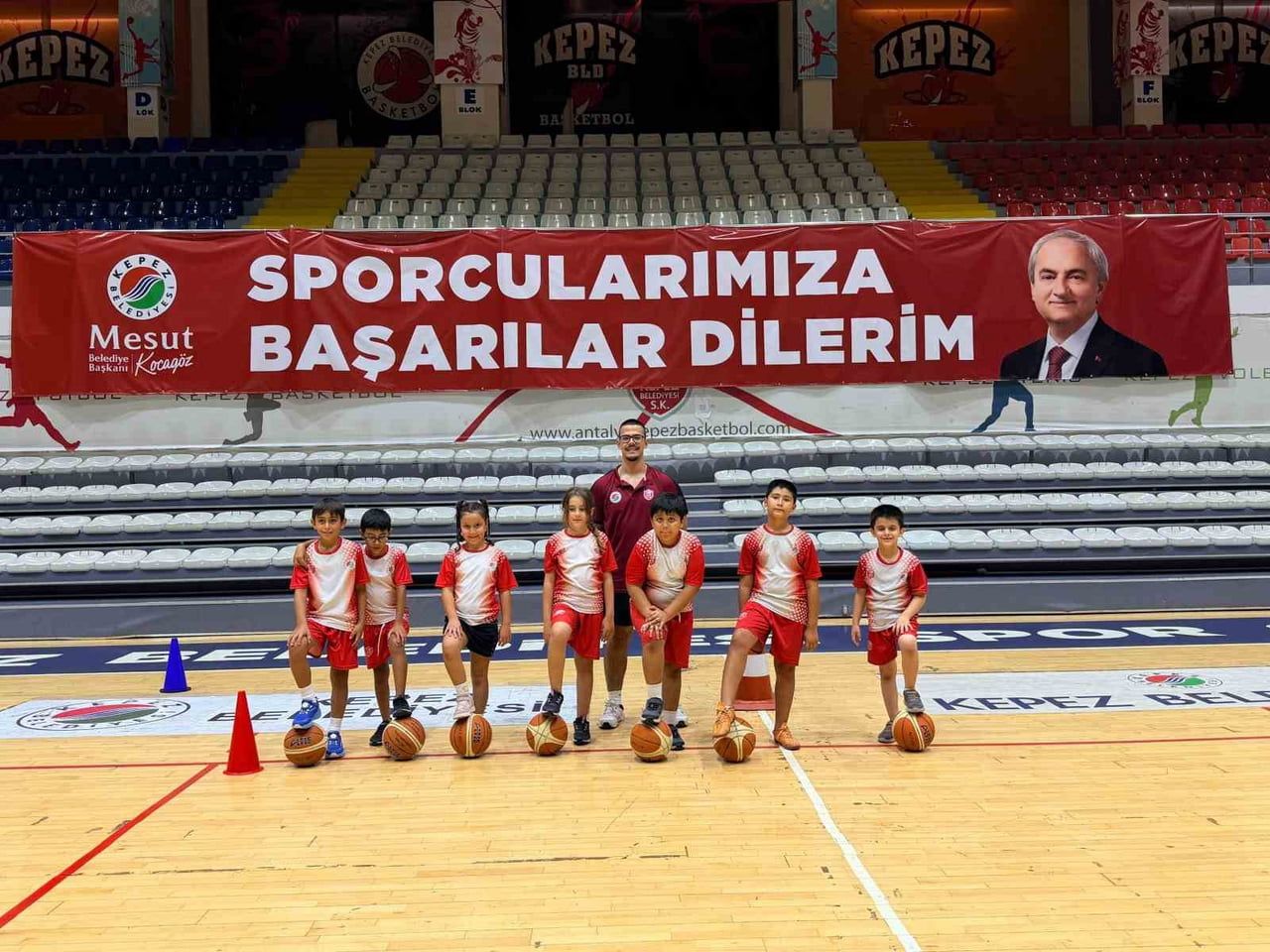 KEPEZ BELEDİYESİ’NİN YAZ SPOR OKULLARI’NDA BİN 250 ÖĞRENCİ, FARKLI BRANŞLARDA UZMAN EĞİTMENLER...