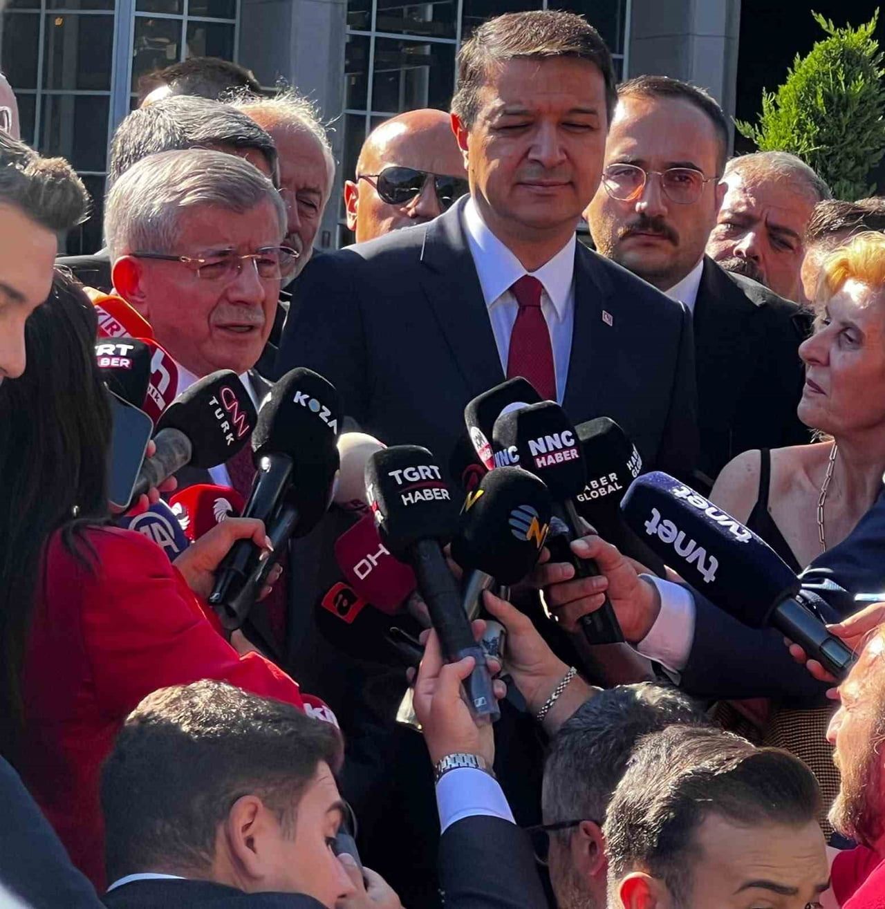 FESHEDİLEN GELECEK PARTİSİ GENEL BAŞKANI AHMET DAVUTOĞLU, ANKARA CUMHURİYET BAŞSAVCILIĞI...
