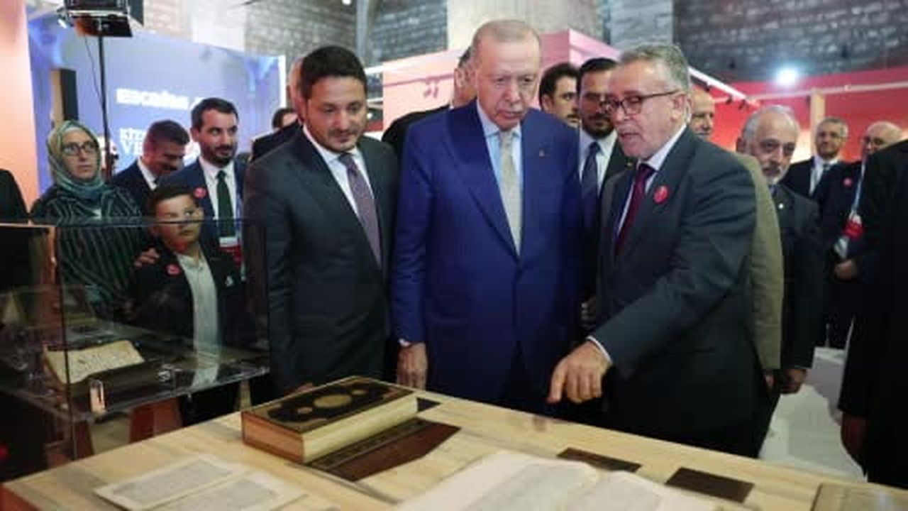 Cumhurbaşkanı Erdoğan, Tophane-i Âmire Kültür ve Sanat Merkezindeki Kitaba Vefa: Cilt Sanatı ve...