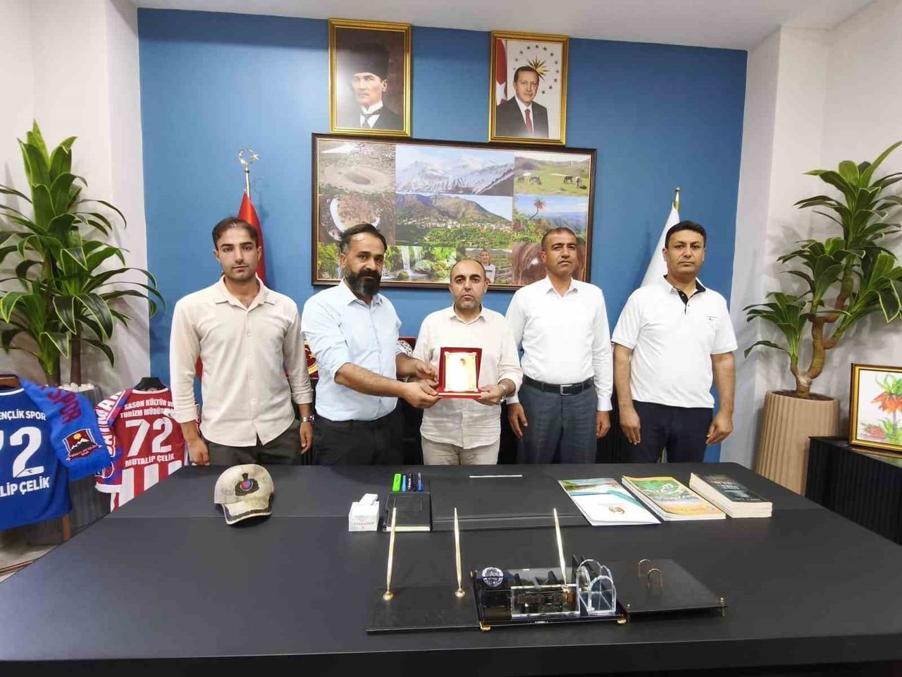 SASON YÜCEBAĞ GÜVENLİK KORUCULARI DERNEK ÜYELERİ VE SASON KÜLTÜR MERKEZİ VE KÜTÜPHANE MÜDÜRÜ...