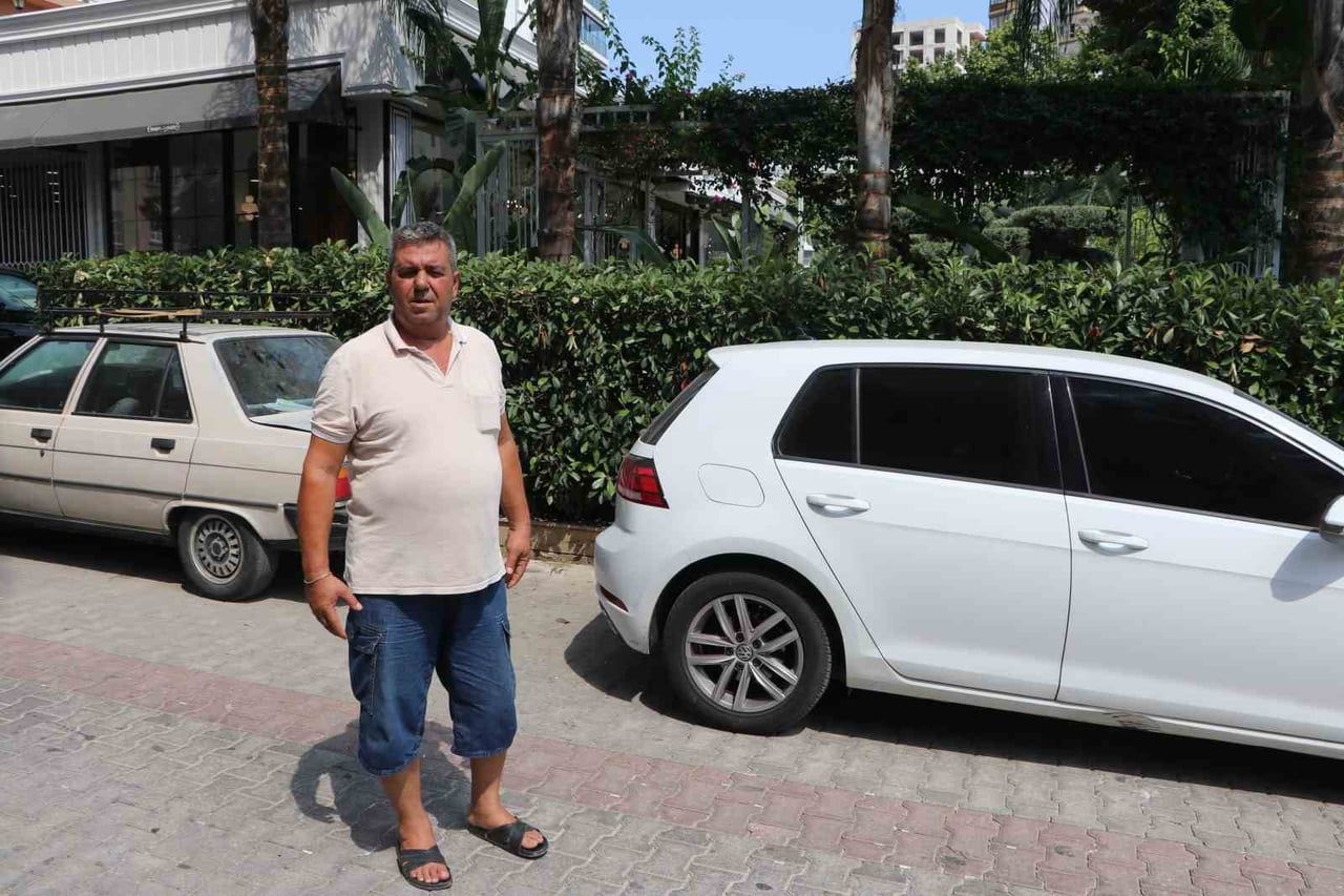 TELEF OLAN KEDİYİ MAHALLELERİNDE BESLEYEN VATANDAŞLARDAN HAMİT KAYA, OLAY NEDENİYLE ÜZGÜN OLDUĞUNU...