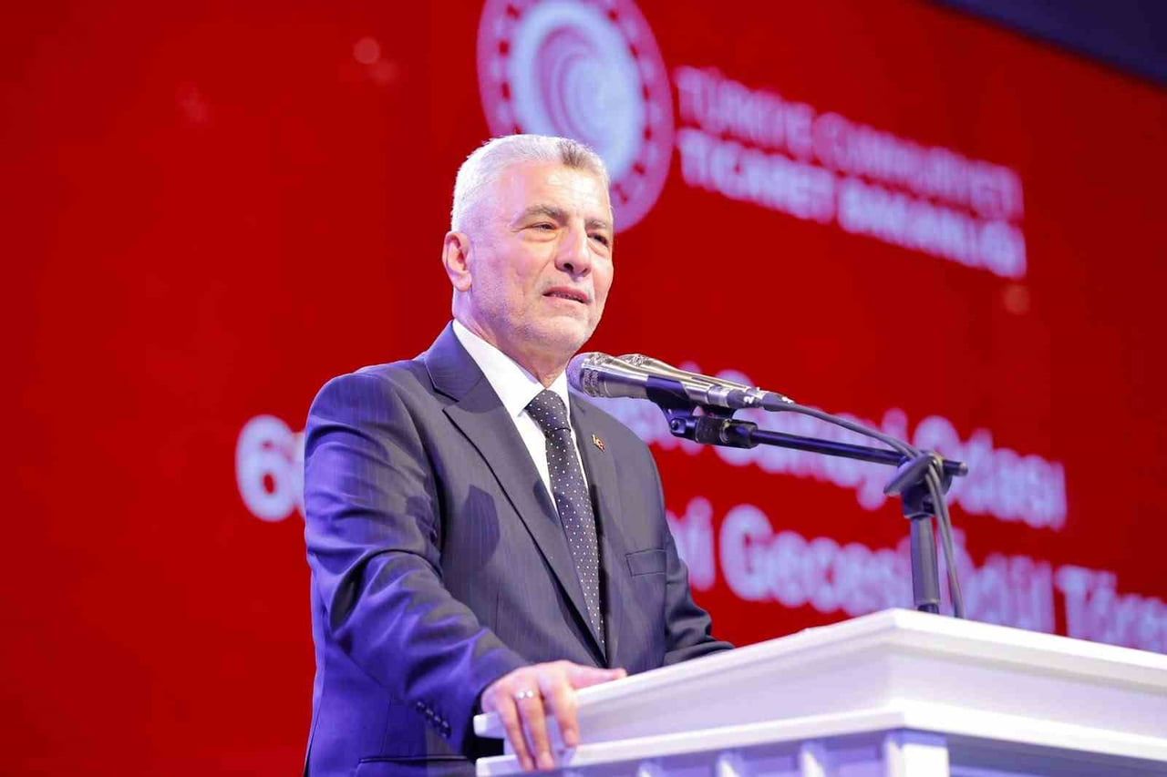 TİCARET BAKANI ÖMER BOLAT, ‘60. YIL SANAYİ GECESİ’ PROGRAMINDA YAPTIĞI KONUŞMADA, "YATIRIM...