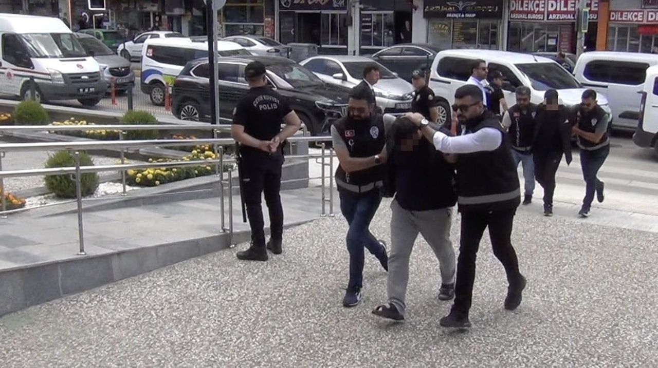 ÇORUM'DA AKRABALAR ARASINDA 'KIZ KAÇIRMA' MESELESİ YÜZÜNDEN ÇIKAN, 1 KİŞİNİN HAYATINI KAYBETTİĞİ...