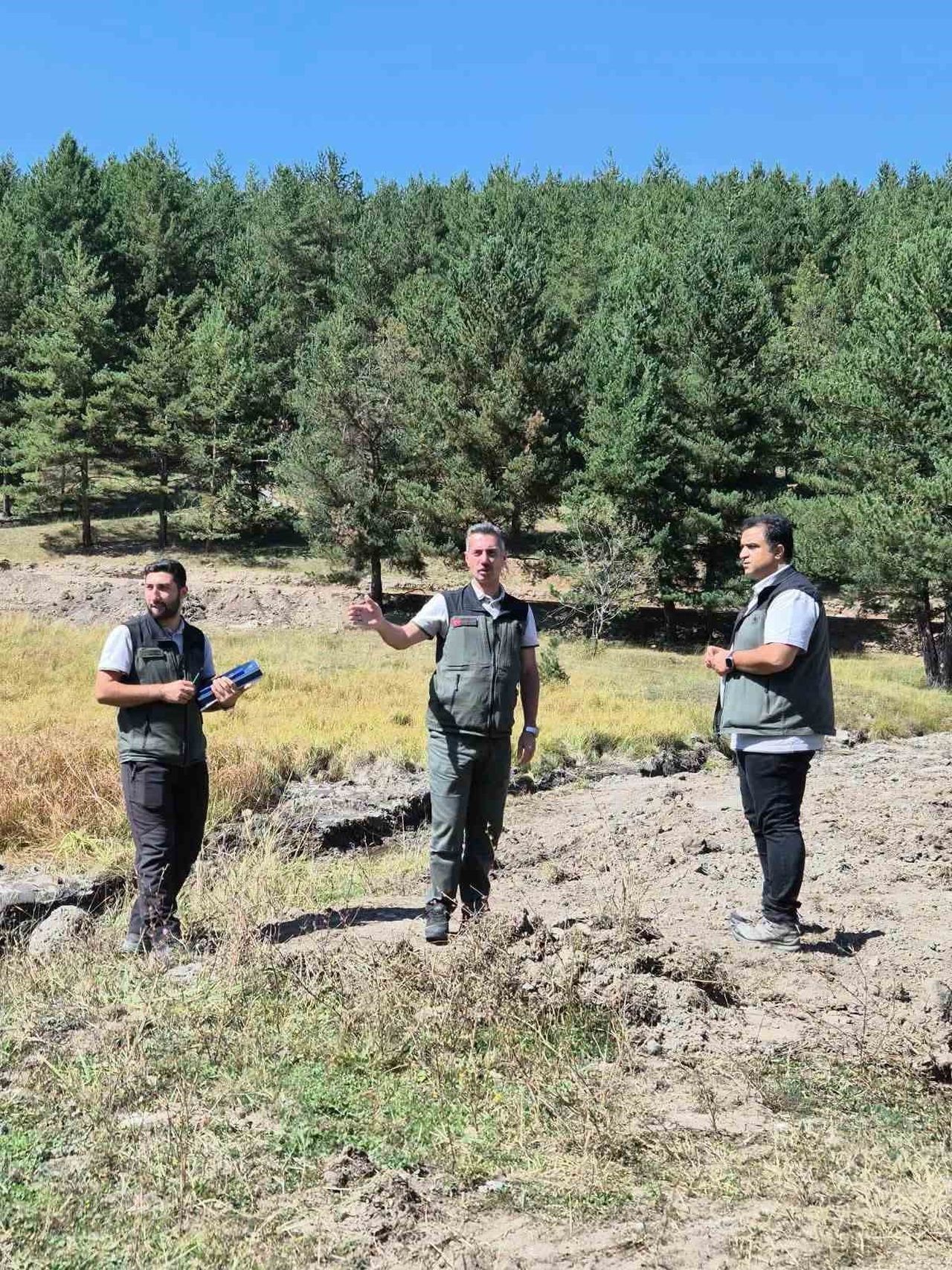 SARIKAMIŞ ŞEHİTLERİ ORMAN PARKI’NDA YENİ DÖNEM: DOĞAYLA İÇ İÇE REKREASYON ALANI İÇİN ÇALIŞMALAR...