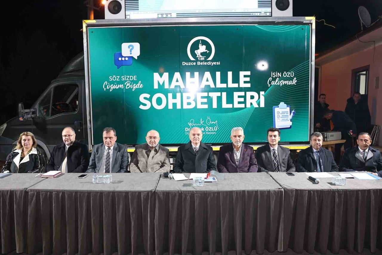 BAŞKAN FARUK ÖZLÜ, MAHALLE SOHBETLERİ PROGRAMINA SARAYYERİ’NDE DEVAM ETTİ. MUHTARLIK BİNASI...