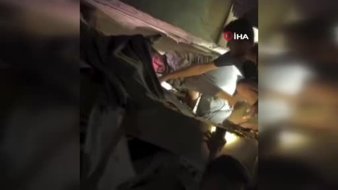 Gazze’de çöken 7 katlı binada hayatını kaybedenlerin sayısı 5’i çocuk olmak üzere 12’ye...