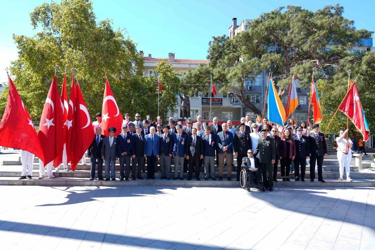 19 EYLÜL 1921’DE TÜRKİYE BÜYÜK MİLLET MECLİSİ TARAFINDAN BÜYÜK ÖNDER GAZİ MUSTAFA KEMAL ATATÜRK’E...