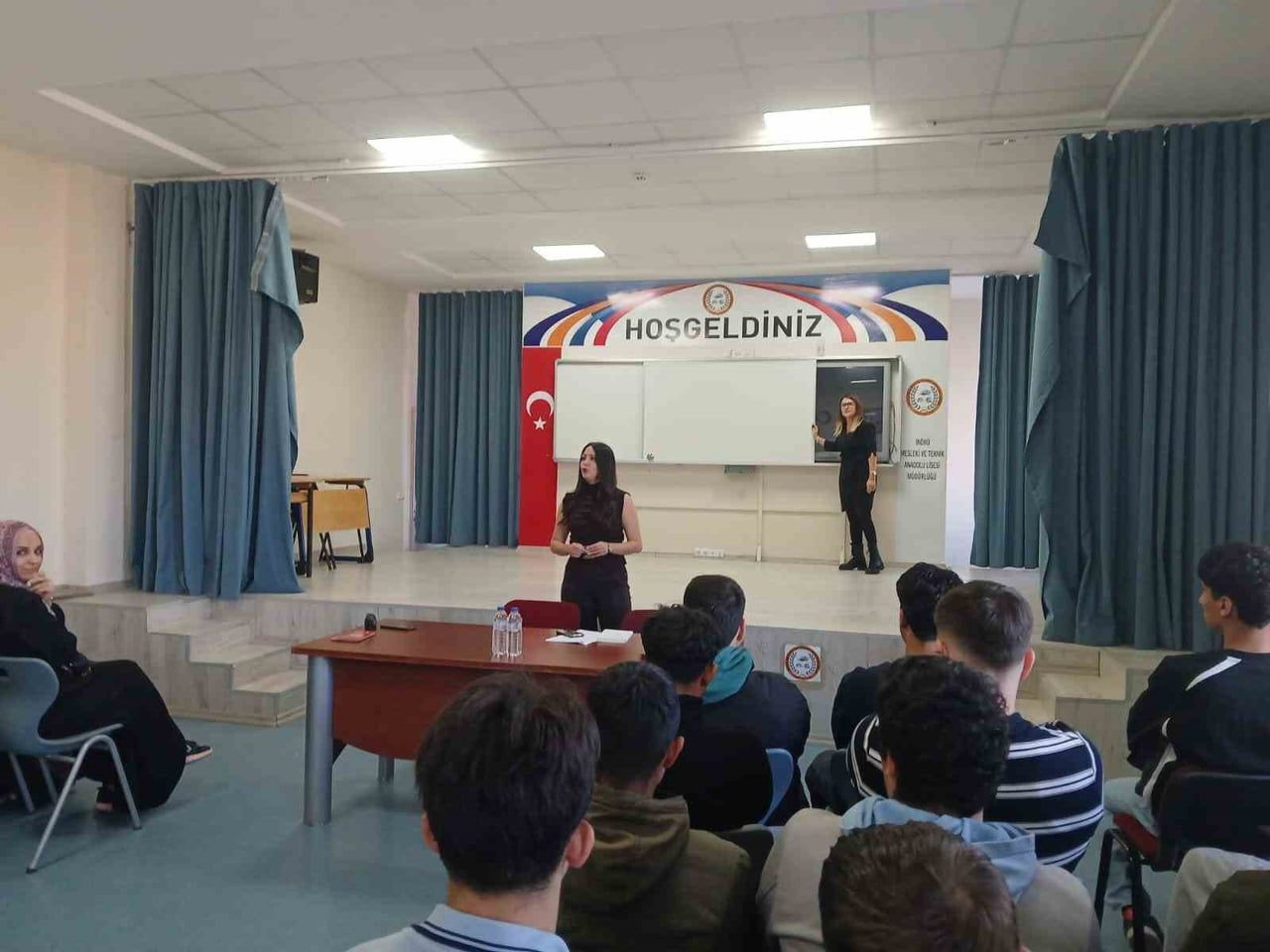 ESKİŞEHİR'İN İNÖNÜ İLÇESİNDE, AİLE VE SOSYAL HİZMETLER İL MÜDÜRLÜĞÜ TARAFINDAN İNÖNÜ MESLEKİ VE...