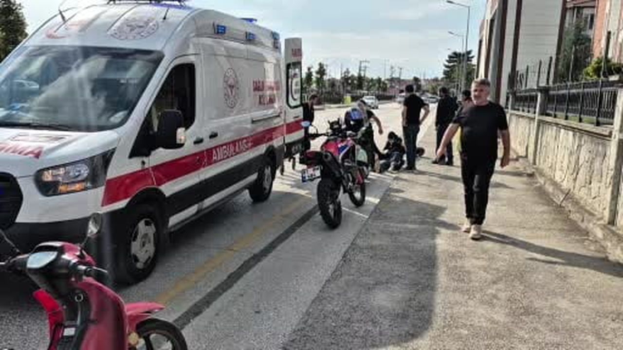 Düzce'de devrilen motosikletin sürücüsü yaralandı