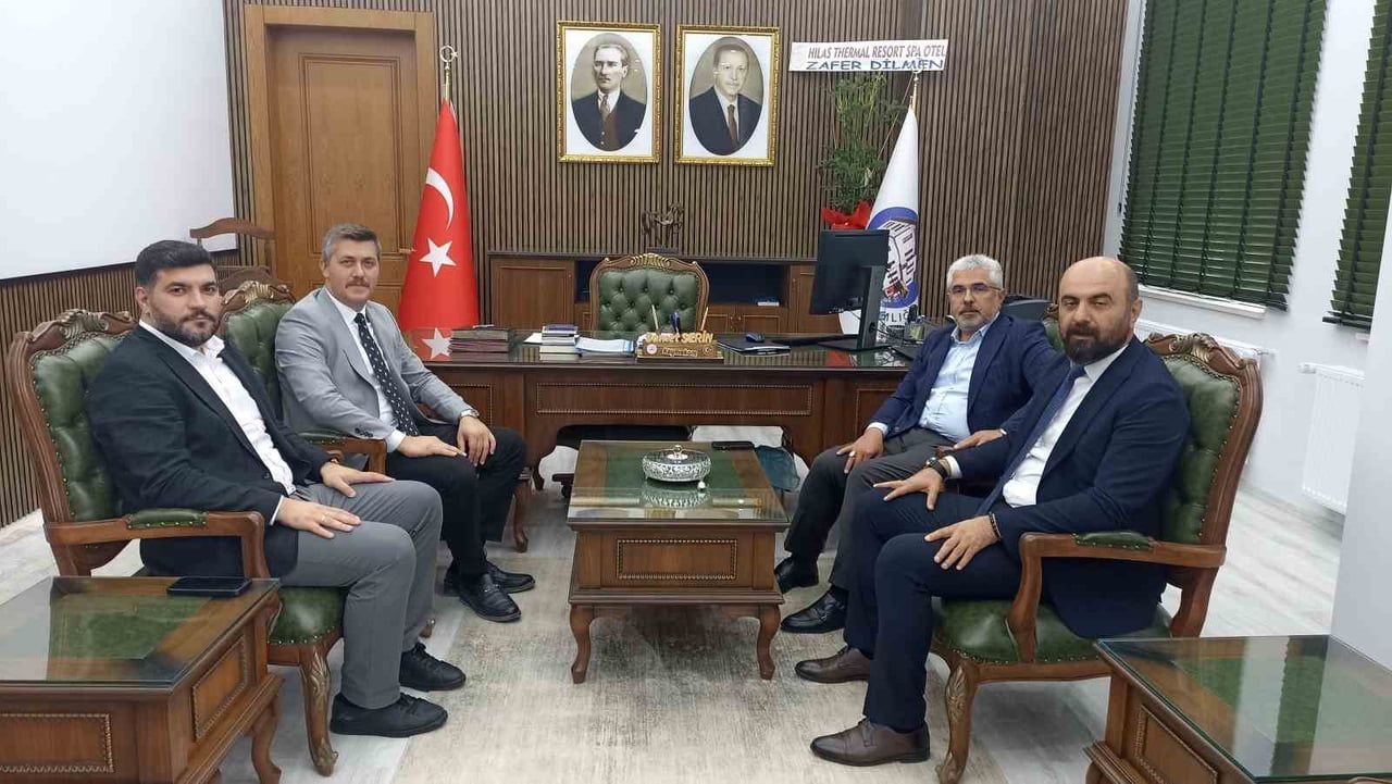 AK PARTİ SAMSUN MİLLETVEKİLİ ERSAN AKSU, HAVZA KAYMAKAMLIĞI GÖREVİNE ATANAN SAMET SERİN'İ ZİYARET...