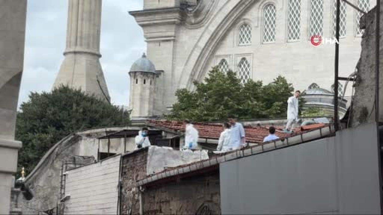 Fatih'te döviz bürosunda silahlı kavga: 2 ölü, 2 yaralı