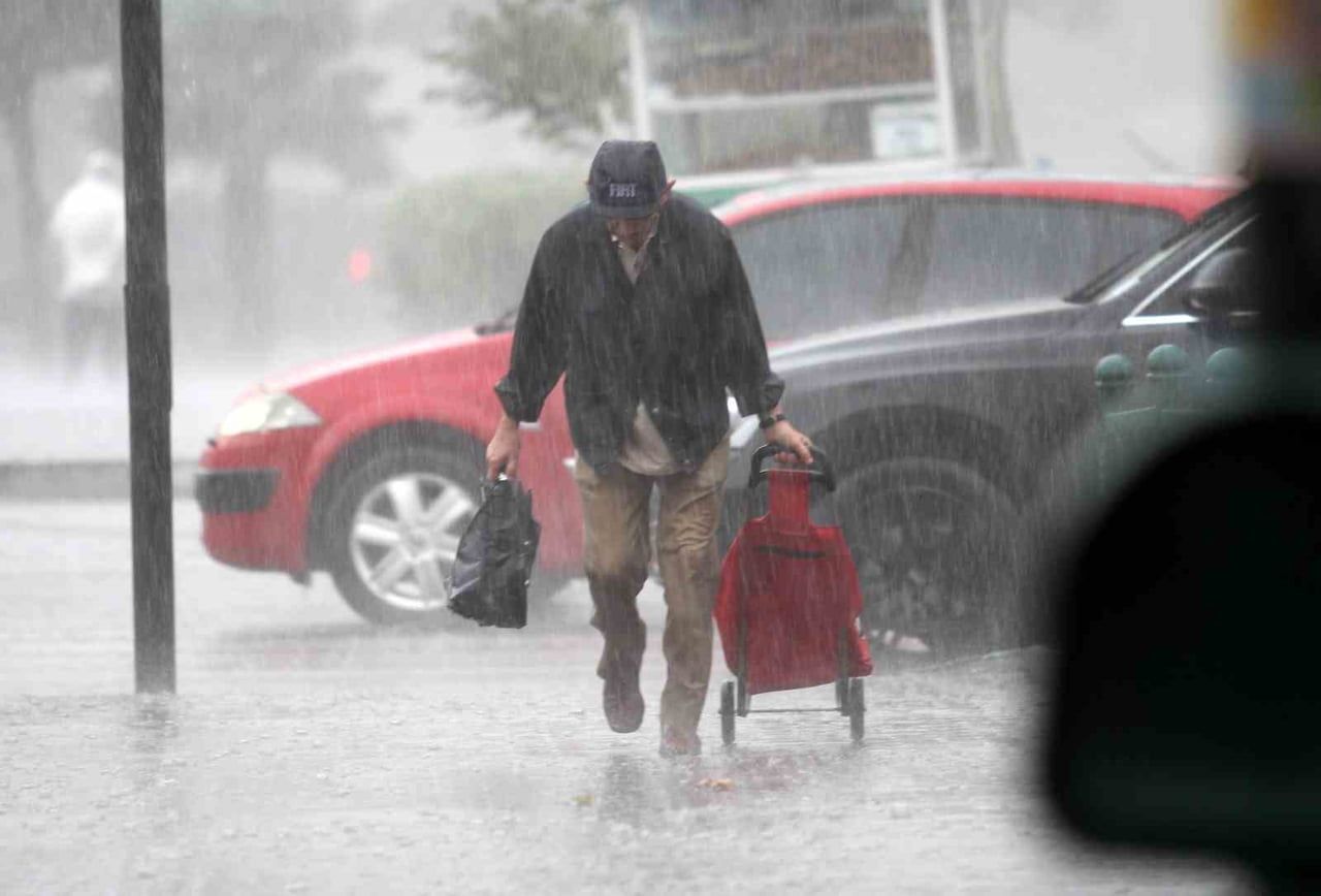 METEOROLOJİ’DEN ERZİNCAN İÇİN KUVVETLİ YAĞIŞ VE RÜZGAR UYARISI