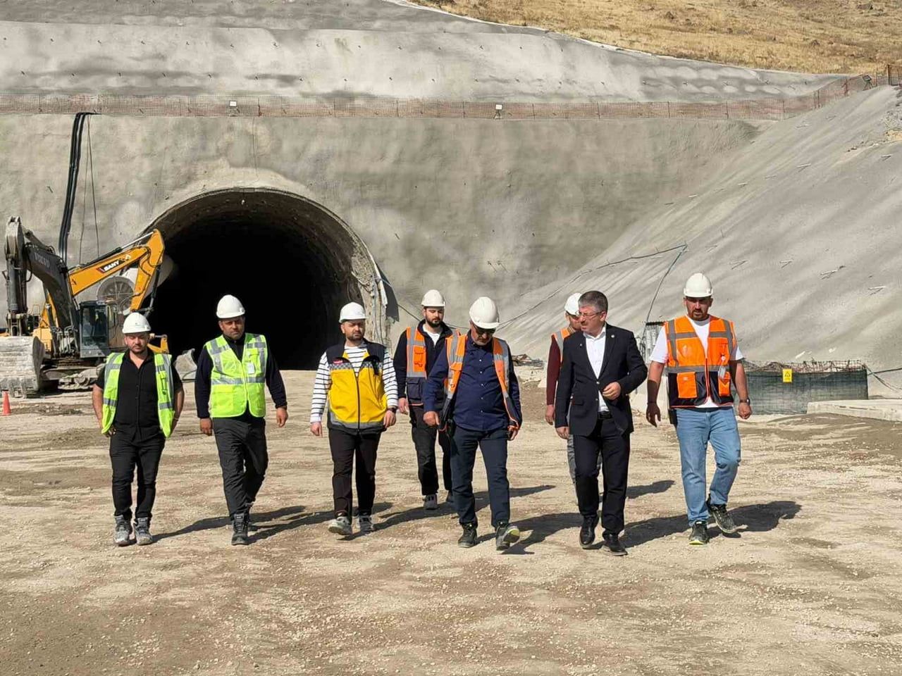 AK PARTİ KAYSERİ MİLLETVEKİLİ ŞABAN ÇOPUROĞLU; ANKARA-YERKÖY-KAYSERİ YÜKSEK HIZLI TREN (YHT)...