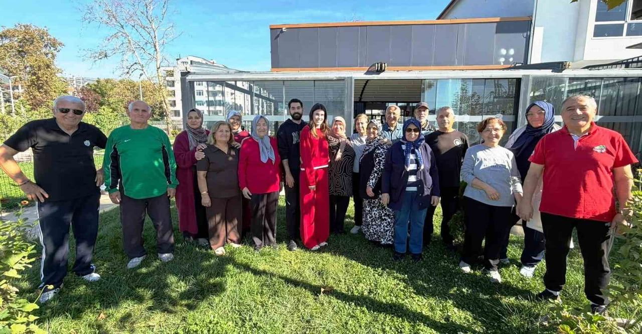KÖRFEZ BELEDİYESİNİN 60+ AKTİF YAŞLANMA KULÜBÜ BÜNYESİNDE DÜZENLEDİĞİ EGZERSİZ PROGRAMLARI, İLÇE...