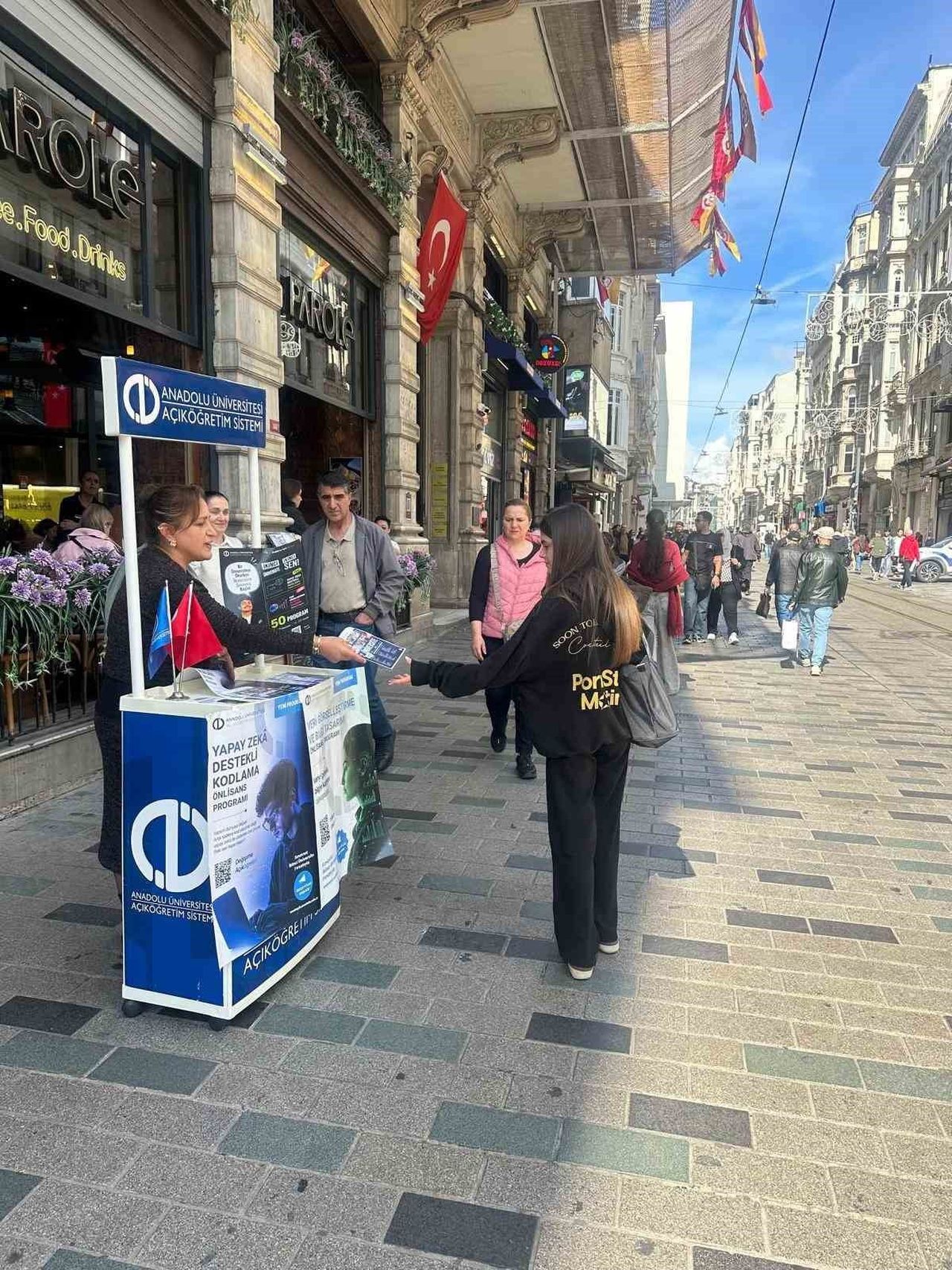ANADOLU ÜNİVERSİTESİ İSTANBUL TANITIM OFİSİ, YENİ EĞİTİM PROGRAMLARI VE İKİNCİ ÜNİVERSİTE...