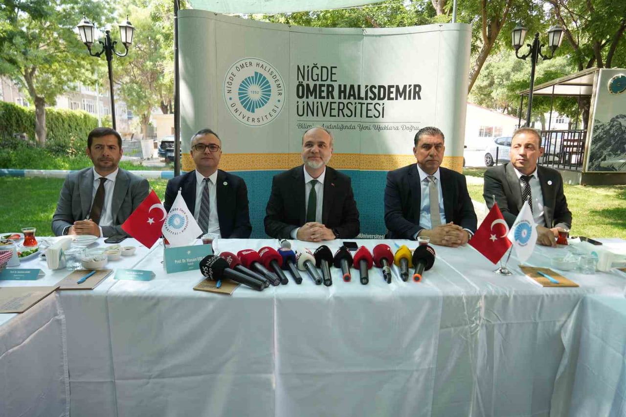 NÖHÜ, GELECEĞİN MESLEKLERİ VE GÜÇLÜ ALTYAPISIYLA ÜNİVERSİTE ADAYLARINI BEKLİYOR