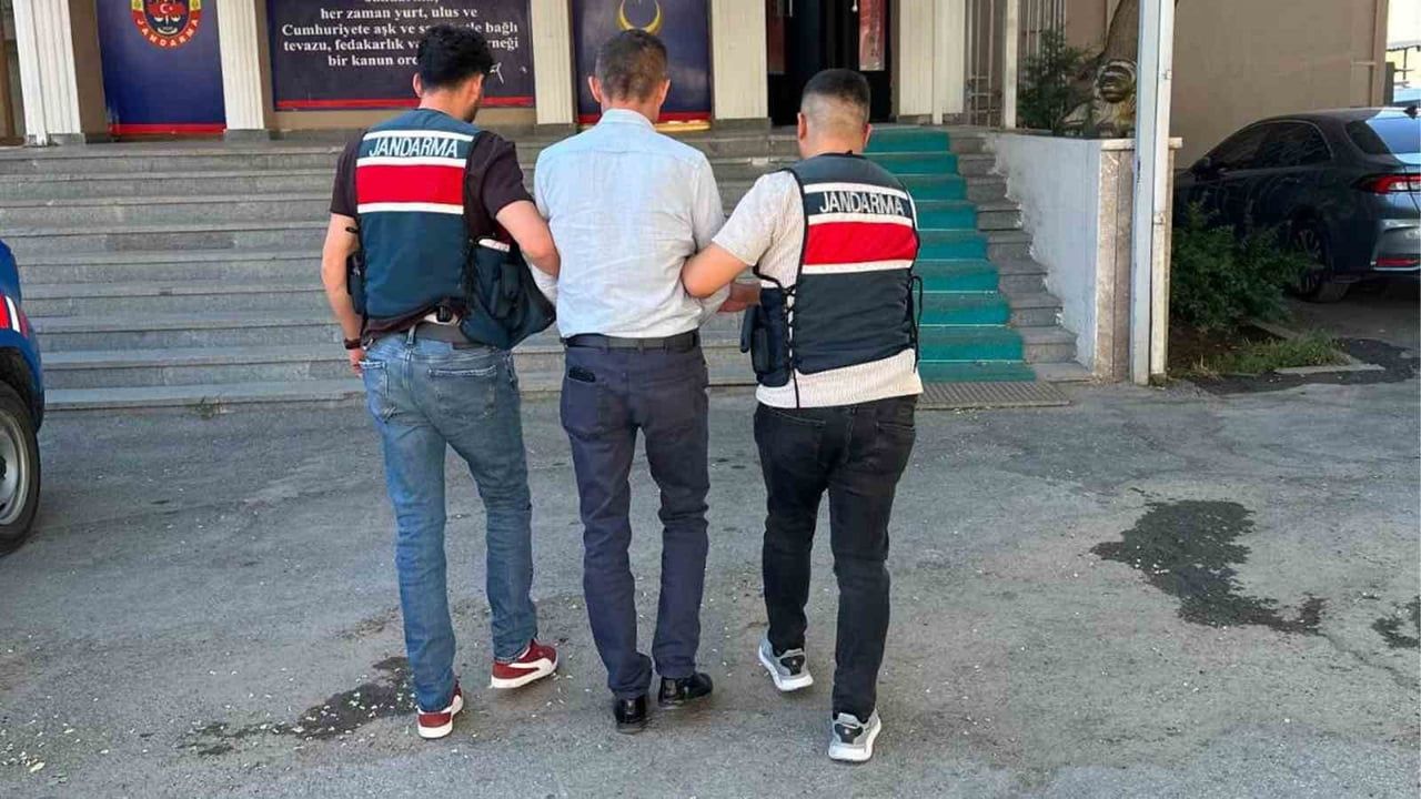 KIRIKKALE'DE DOLANDIRICILIK SUÇUNDAN HAKKINDA 4 YIL 6 AY KESİNLEŞMİŞ HAPİS CEZASI BULUNAN HÜKÜMLÜ...