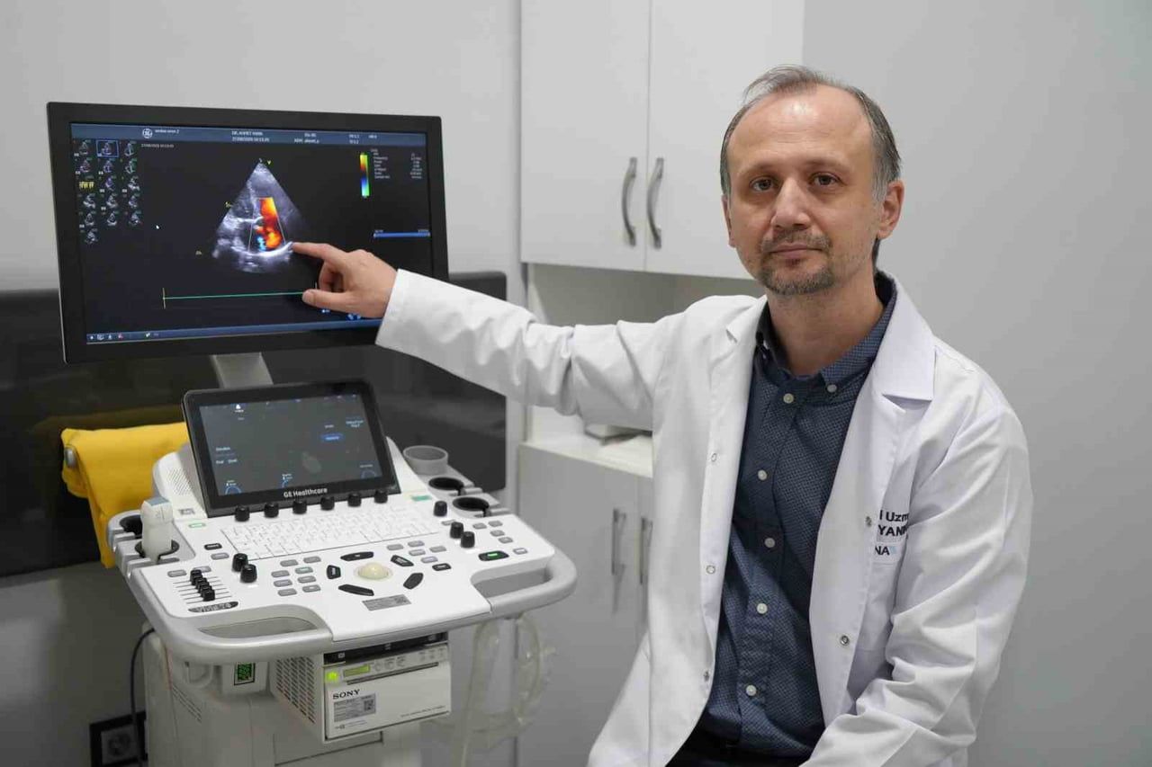 DR. ÖĞR. ÜYESİ AHMET YANIK, AÇIK KALP AMELİYATI OLMASI YÜKSEK RİSK TAŞIYAN VEYA İLERİ YAŞTAKİ...