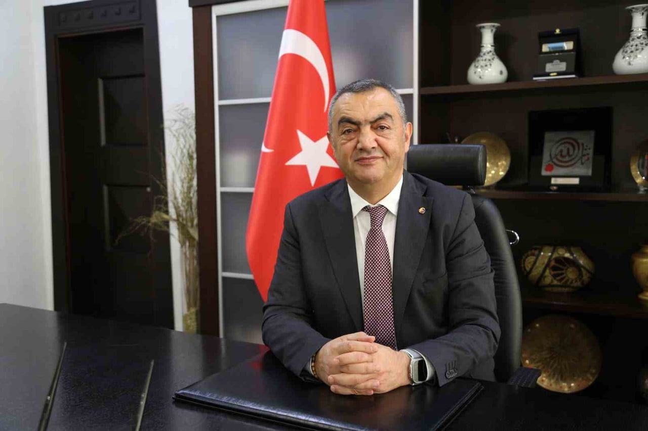 KAYSERİ SANAYİ ODASI (KAYSO) YÖNETİM KURULU BAŞKANI MEHMET BÜYÜKSİMİTCİ, KAYSERİ’NİN EYLÜL AYI...