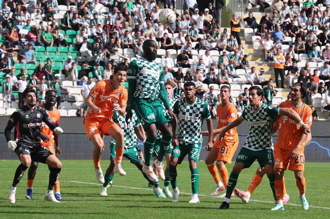 TRENDYOL SÜPER LİG'İN 7. HAFTASINDA KONYASPOR, SAHASINDA BAŞAKŞEHİR İLE KARŞILAŞIYOR. MÜSABAKANIN...
