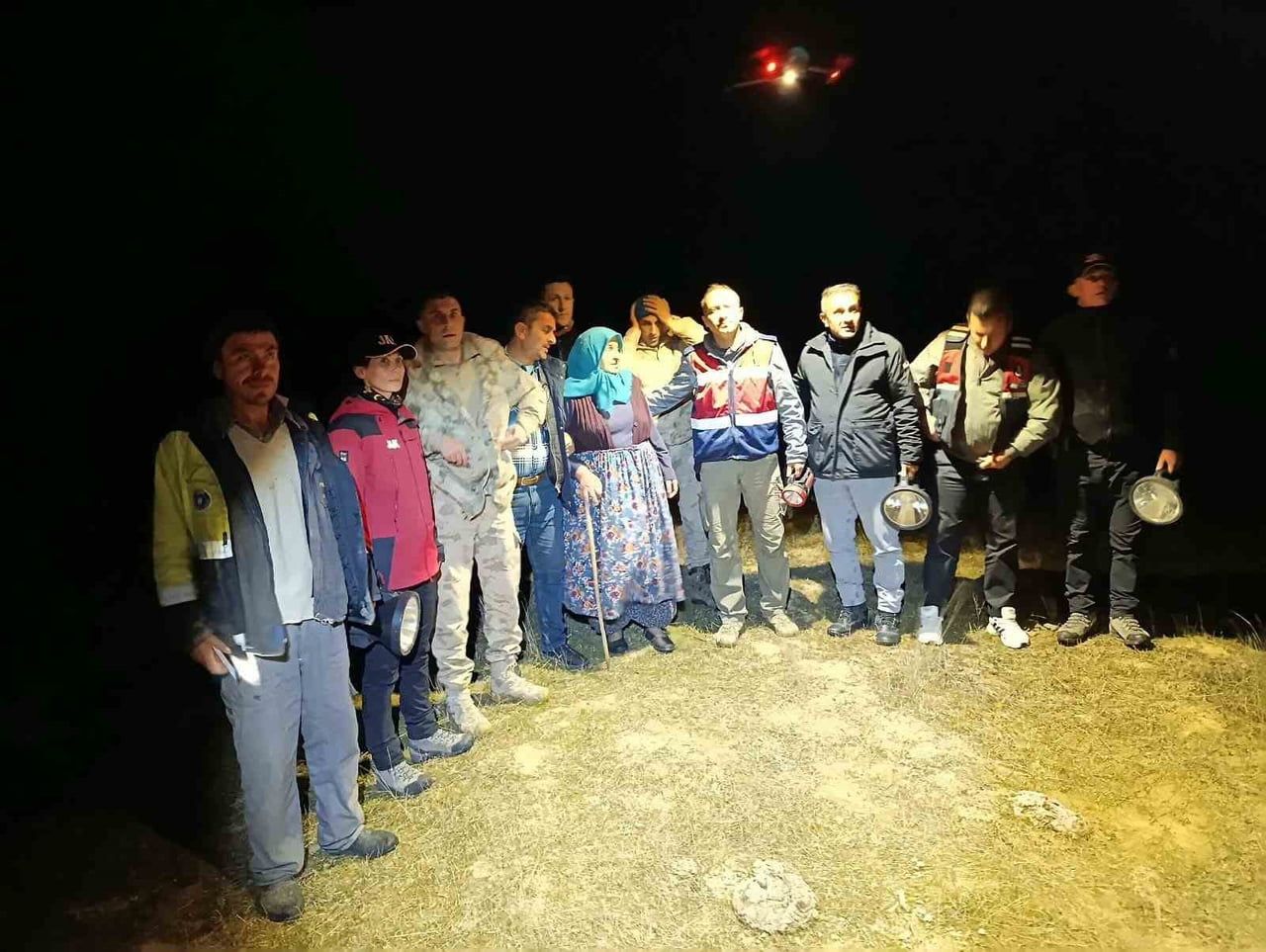 3 GÜNDÜR KAYIP OLAN 61 YAŞINDAKİ KADIN DRON İLE BULUNDU (FATMA AYBEY)