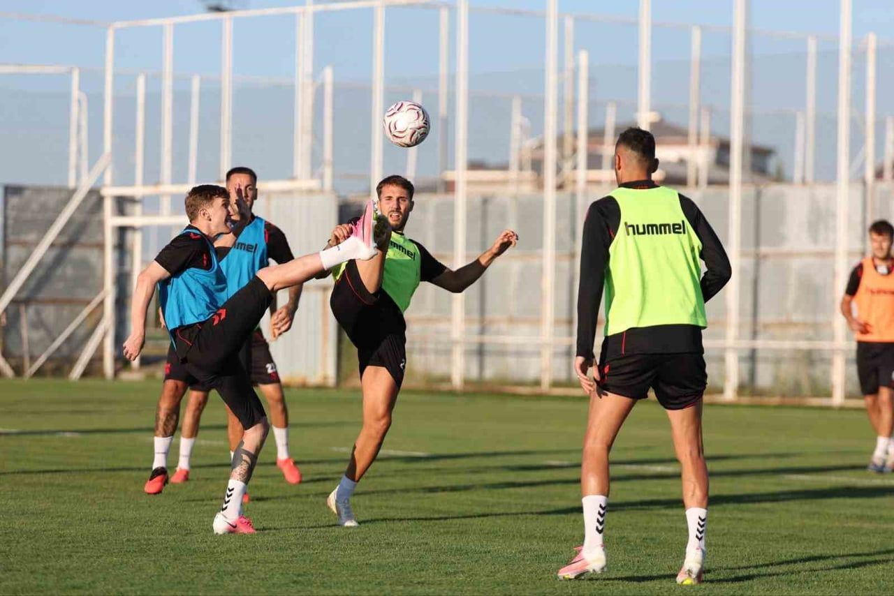 SİVASSPOR, TRENDYOL 1. LİG 2026-2027 SEZONUNUN 2. HAFTASINDA KAYSERİSPOR İLE OYNAYACAĞI...