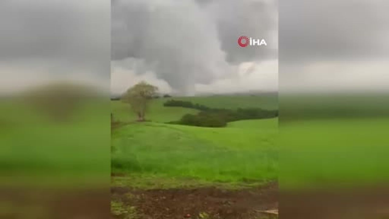 Brezilya'nın Rio Grande do Sul eyaletinde çıkan hortumun etkisiyle 1 kişi hayatını kaybetti, 5...