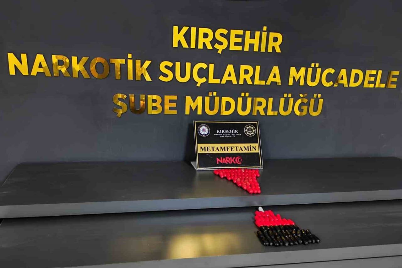 TOPLAM 100 KAPSÜL İÇERİSİNDE 731,42 GRAM UYUŞTURUCU HAP ELE GEÇİRİLDİ.