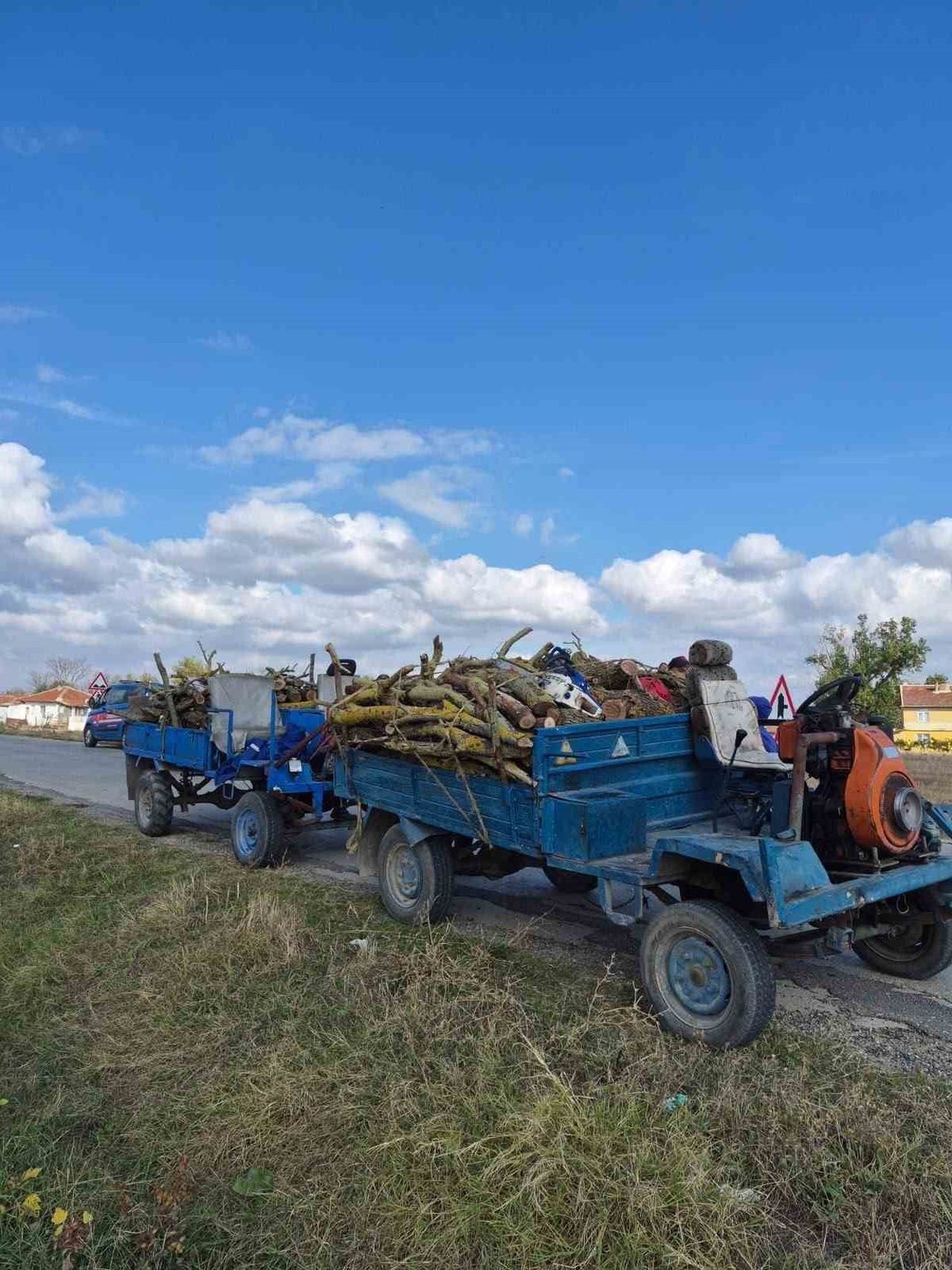 UZUNKÖPRÜ’DE HAZİNE ARAZİSİNDEN KESTİKLERİ ODUNLARLA YAKALANDILAR
