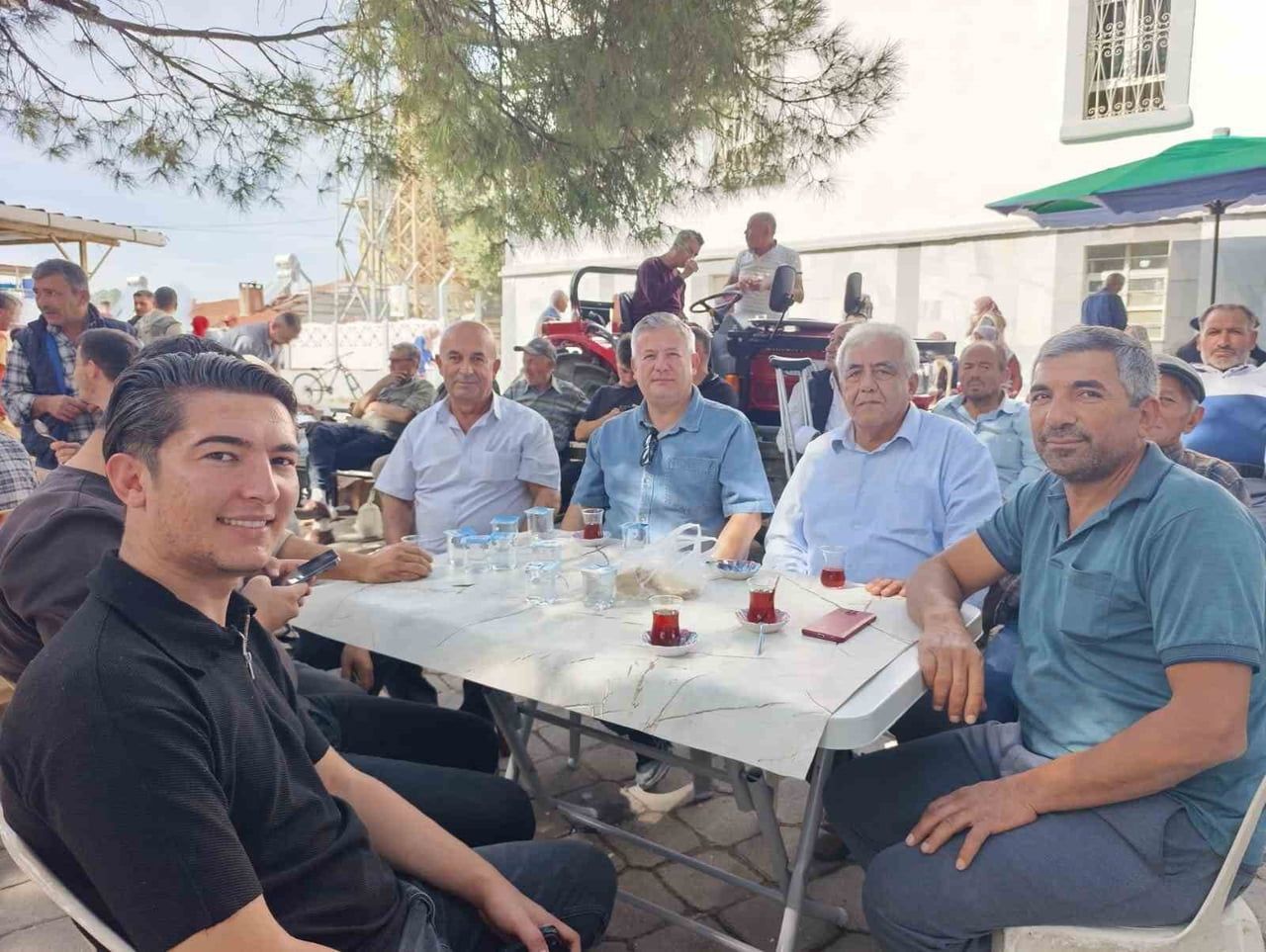 MANİSA’NIN GÖRDES İLÇESİNE BAĞLI YAKAKÖY MAHALLESİ’NDE DÜZENLENEN GELENEKSEL KÖY HAYRI, ÇEVRE...