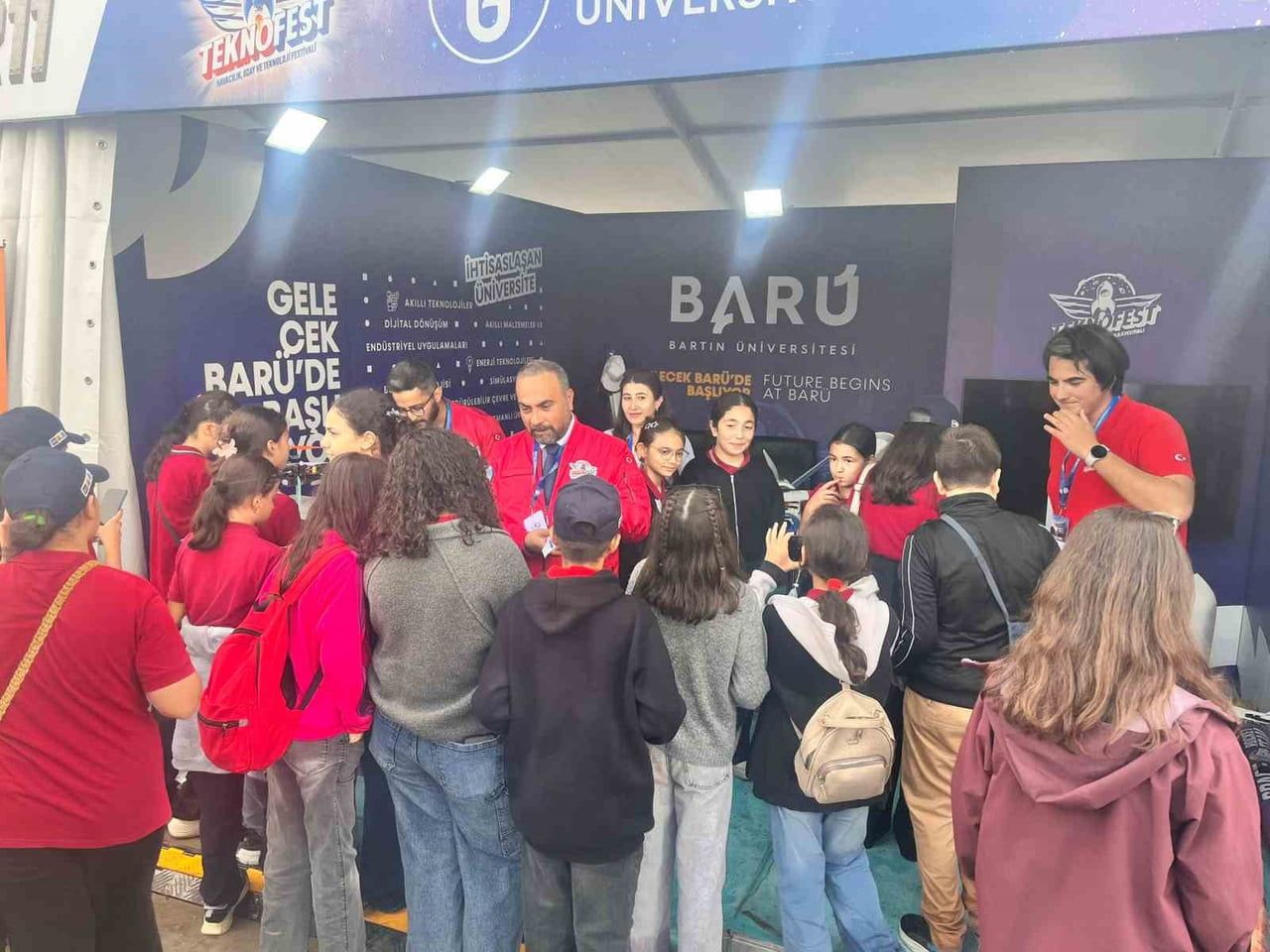 BARTIN ÜNİVERSİTESİ (BARÜ), BU YIL ŞANLIURFA'DA DÜZENLENEN TEKNOFEST 2026’DA BİLİM VE TEKNOLOJİ...