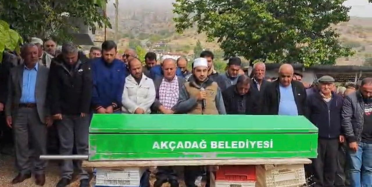 MALATYA'NIN AKÇADAĞ İLÇESİNDE YAŞAYAN RABİA BOZKURT İLE ANTALYA'DA YAŞAYAN OĞLU MEHMET BOZKURT...