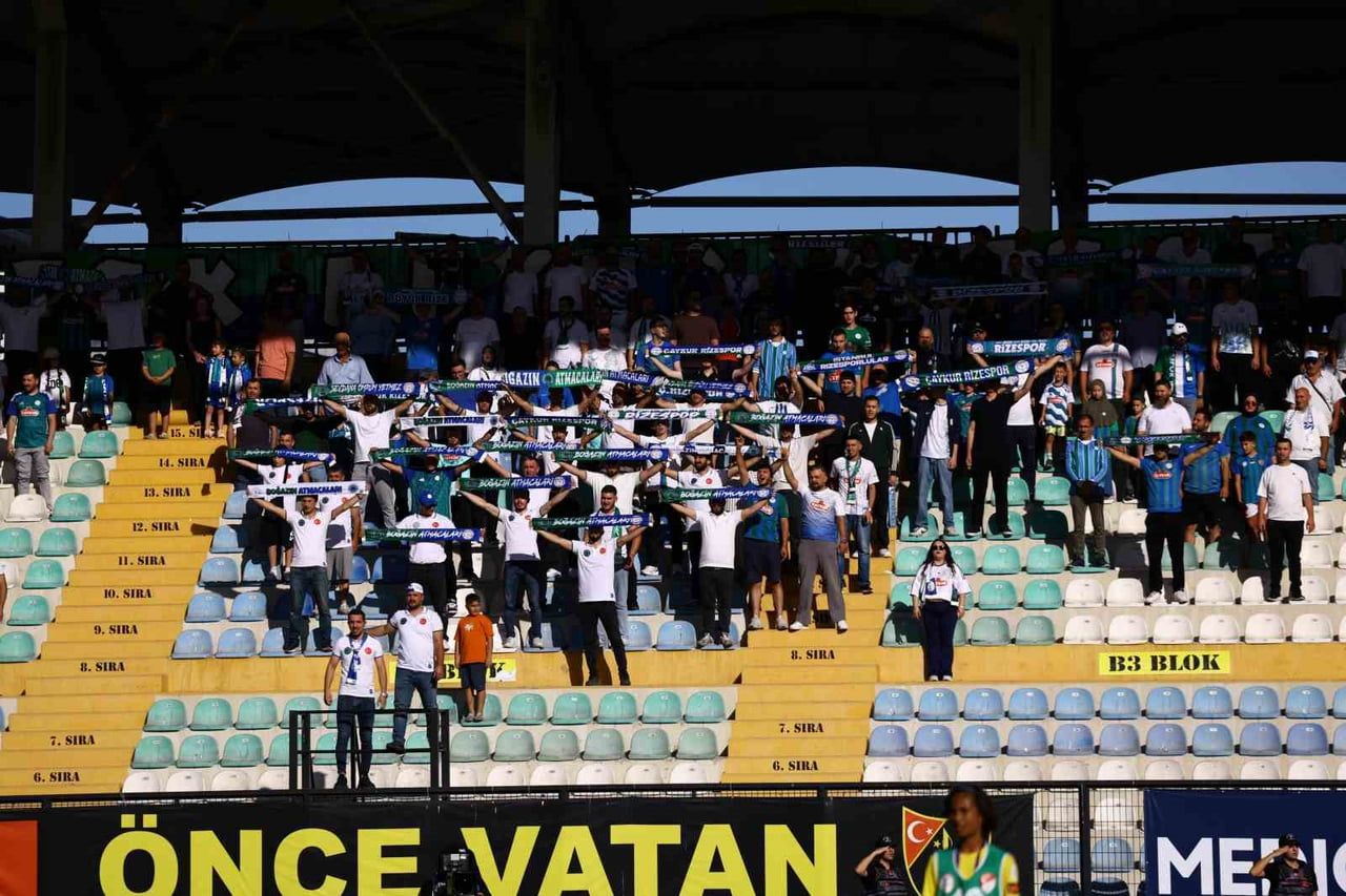 TRENDYOL SÜPER LİG'İN 5. HAFTASINDA EYÜPSPOR EVİNDE ÇAYKUR RİZESPOR İLE KARŞILAŞIYOR. MÜSABAKANIN...
