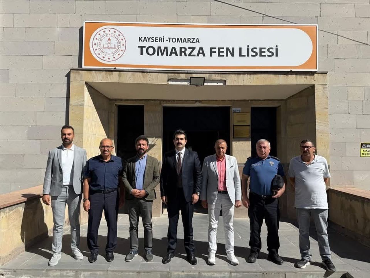TOMARZA’DA 2026-2027 EĞİTİM ÖĞRETİM YILI ÖNCESİ HAZIRLIK ÇALIŞMALARI KAPSAMINDA İLÇE MERKEZİNDEKİ...