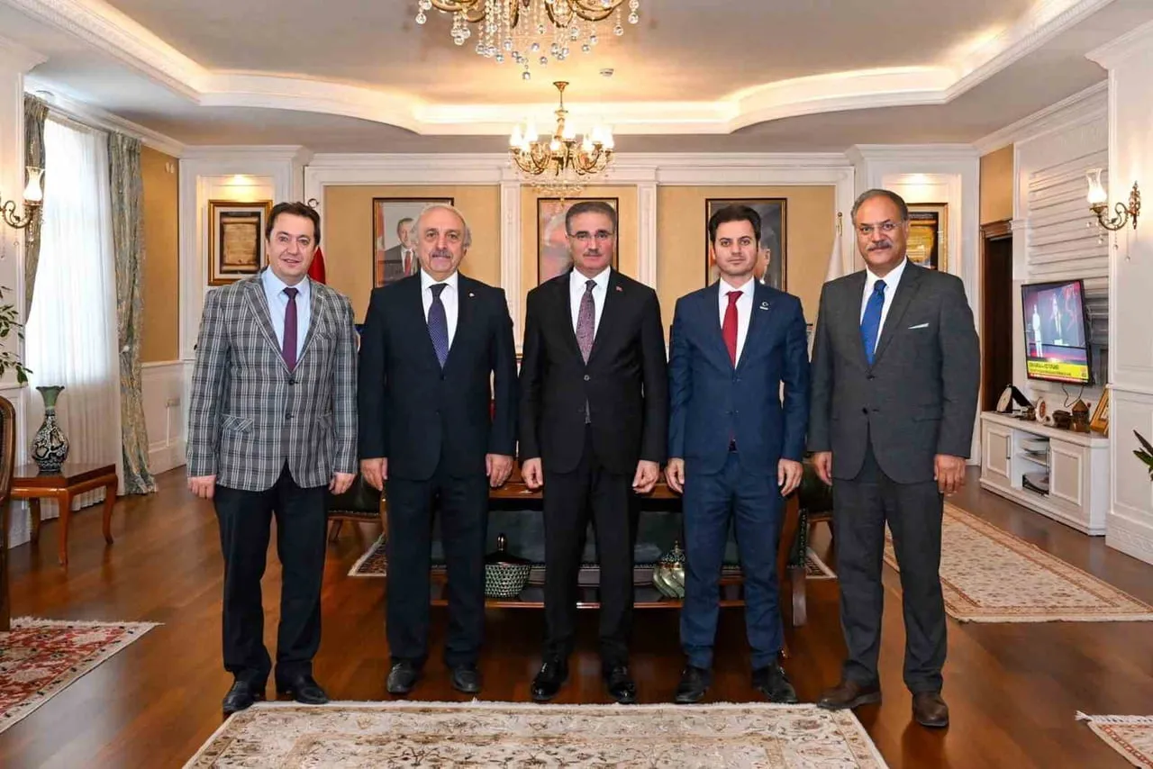 ERZURUM KALKINMA VAKFI (ER-VAK) VE ETKİNLİK PAYDAŞLARI, 30. SULTAN SEKİSİ TOPLANTISI’NA VERDİĞİ...